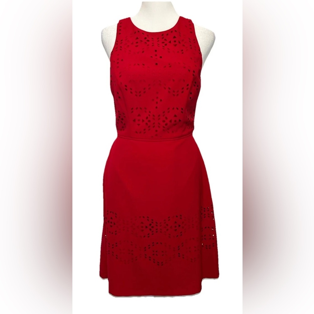 Tahari Red Sleeveless Knee-length  Fully Lined with Cutout Pattern Dress Size 4